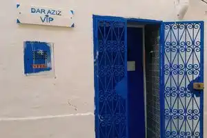 Dar Aziz, Сусс