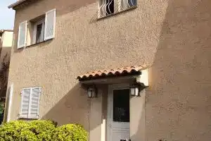 3 Bedroom Private vacation home in Cagnes Sur Mer, Сен-Лоран-дю-Вар