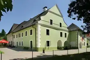 Rožmberský dvůr, Чески Крумлов