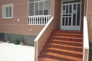 Kom Apartments 2 Bedroom Apartment, Торревьеха