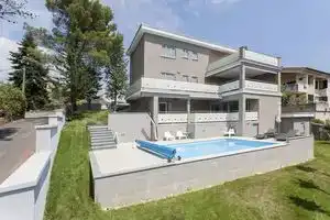Luxury Apartments Adria, Малинска