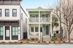 Close to King Street 4 Bedroom - Charleston Charm!, Чарлстон