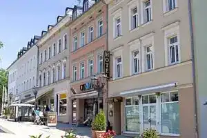 Hotel «Garni Am Klostermarkt», Плауэн