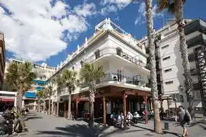 Apartamentos Senabre Palais, Бенидорм