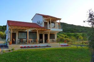 Agrielia Apartments, Пефкохори