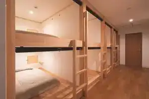 Thy Guest House, Исе