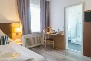Hotel Restaurant Kromberg, Ремшайд