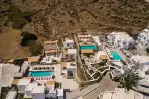 Artemoula's Studios, Платис-Ялос