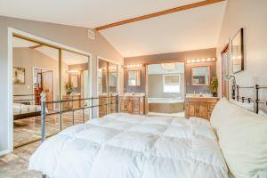 Lakefront Beachhouse - Meredith Lodging, Рокуэй-Бич