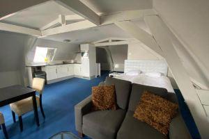 Hotel La Noire - Delft City Centre, Делфт