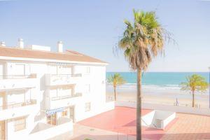 Apartamentos Giralda, Санкти-Петри