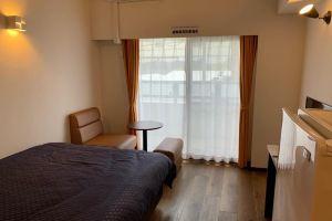 Clean Hotels in Higashimachi, Наха