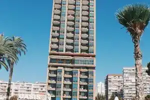 Apartamentos Oasis Benidorm, Бенидорм