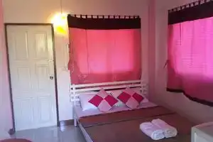 Baan Roti Homestay, Аюттхая