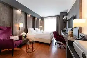 Отель «Golden Tulip Parkneu-Ulm», Ульм