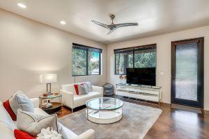 Mountain-View Patio: Sedona Suite Near Trails, Седона