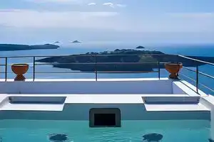 Amelot Art Suites, Фира
