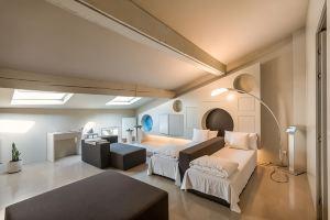 Romeo Loft Juliet, Верона