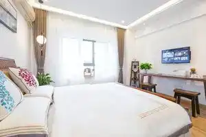 Dali Canger Xiaozhu Scenic Apartment (Huadian Road No.1), Дали