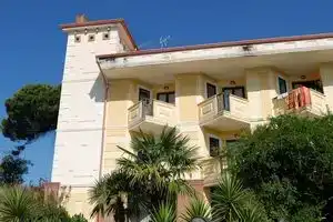 Hotel «Caserta Antica», Казерта
