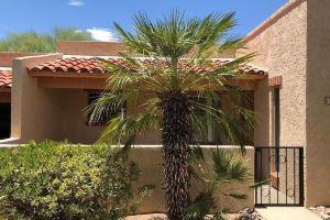 The Perfect Tucson Townhome in Catalina Foothills, Тусон