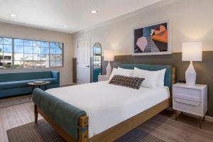 Signature Inn Oakland, Окленд