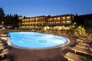 Villa Madrina Lovely and Dynamic Hotel, Гарда