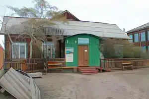 Usad'ba Filatovykh, Хужир