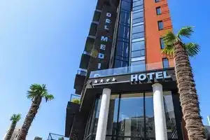 Hotel «Del Medio», Сутоморе