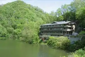 Taishakukyo Kanko Hotel Kinsaikan, Фукуяма