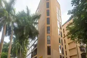 Отель «Mumbai House near Airport», Мумбаи