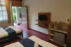 Catur Adi Putra Hotel, Денпасар