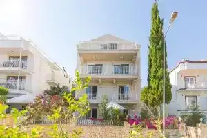 Garden Suites, Калкан
