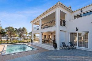 Villa Carolus in Vodice, Водице