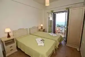 Timoklis Mezonette - in Agios Kirikos, Агиос Кирикос