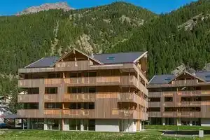 Montela Apartment-Hotel & Resort in the Holiday Region Saas-Fee Saastal, Саас-Грунд
