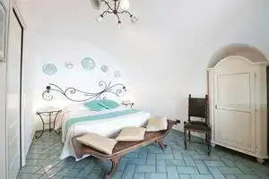Hotel «La Ninfa», Амальфи