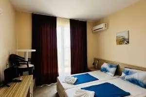 Hotel «Avenue», Равда