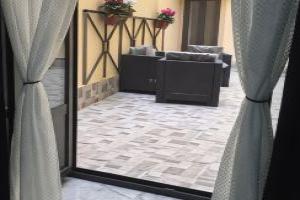 MB95 Mezzocannone Luxurious B&B, Неаполь