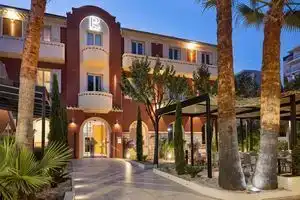 Hotel Royalmar, Сен-Лоран-дю-Вар