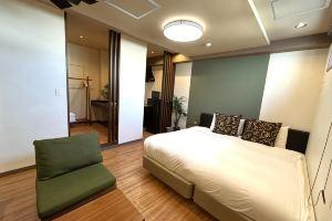 Matsuyama Stay, Наха