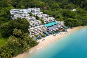 Nchantra Beachfront Resort, Пхукет Таун