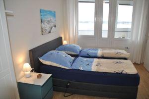 Very best location! In Columbus Center located apartment overlooking the Weser, Бремерхафен