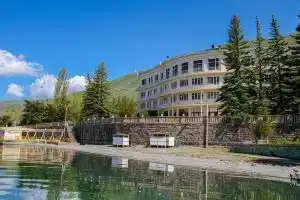Blue Sevan Hotel