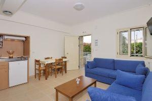 Manoleas Villas- Apartment 1, Ступа