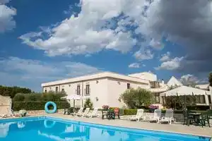 Hotel «Ramapendula», Альберобелло