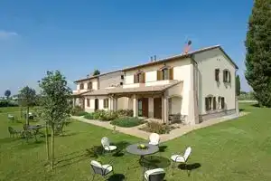 Отель «Agriturismo Le Rondini Di Francesco Di Assisi», Каннара