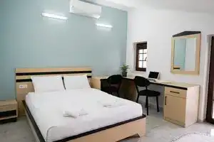 Villa Hania, Сиде