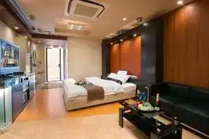 Hotel «Axis (Adult Only)», Осака