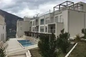 Buena Vista Apartments, Котор